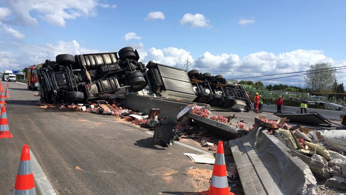 Drome Un Accident Sur L Autoroute A7 A La Garde Adhemar Fait Un Blesse News7